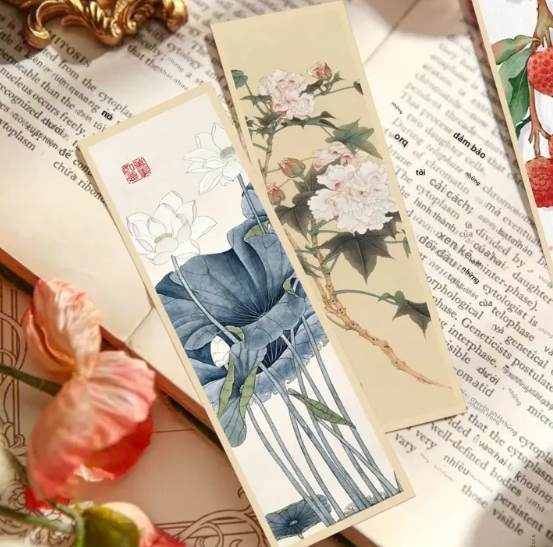 30Pcs Chinese Painting Style Bookmarks-Traditional Ink Painting Design Reading Page Markers for Books and Notebooks Student Stationery